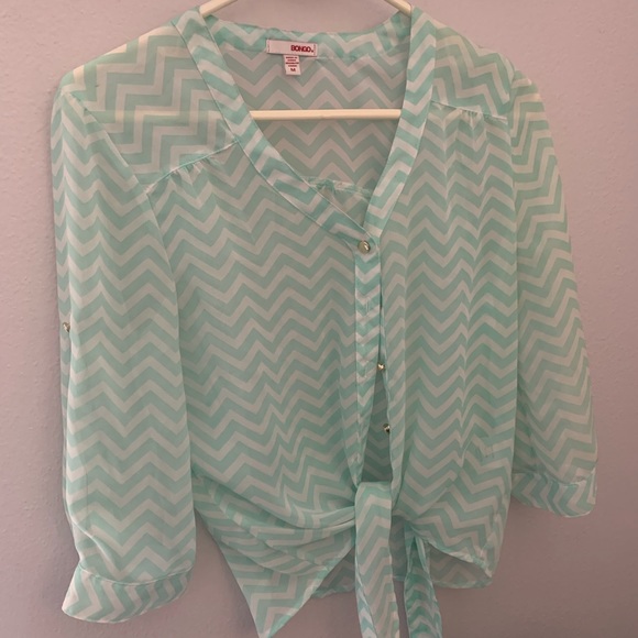Blue and White Chevron pattern Candies blouse - Picture 2 of 5